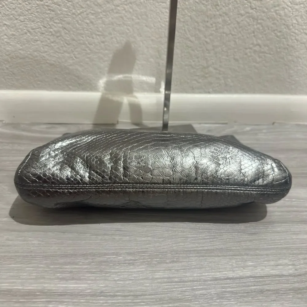 Michael Kors BERKLEY CLUTCH Metallic Silver